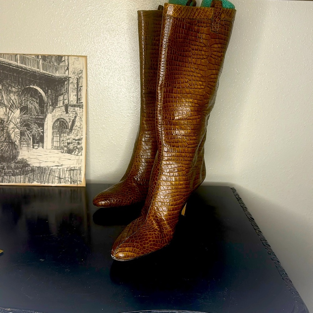 COPY - Brown 💼Croc Boots 👢